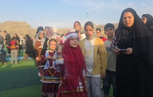 درخشش توانمندی بانوان در جشنواره بومی روستای تیرگان درخشش توانمندی بانوان در جشنواره بومی روستای تیرگان